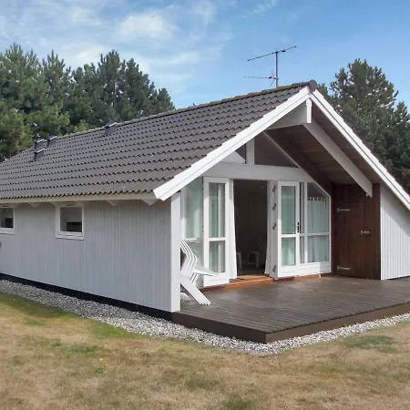Holiday home Crispina - 350m From The Sea In Lolland- Falster And Mon By Interhome *